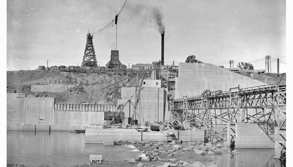 1926 Hume Weir spillway construction