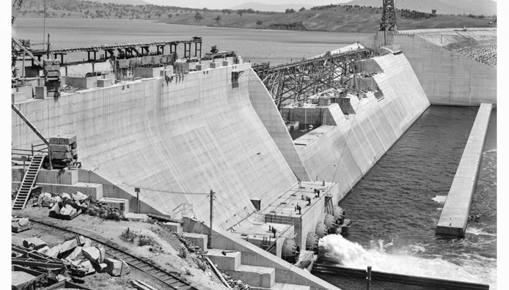 1933 Hume Weir spillway construction